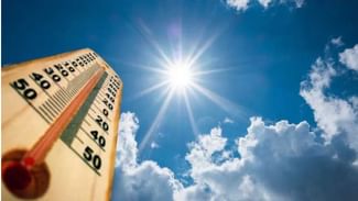 Rising heat in Punjab: ਪੰਜਾਬ ‘ਚ ਵੱਧ ਰਹੀ ਗਰਮੀ, 40 ਡਿਗਰੀ ਦੇ ਕਰੀਬ ਪਹੁੰਚਿਆ ਤਾਪਮਾਨ, ਆਉਣ ਵਾਲੇ ਦਿਨਾਂ ‘ਚ ਹੋ ਸਕਦੀ ਹੈ ਬਰਸਾਤ Rising heat in Punjab: ਪੰਜਾਬ ‘ਚ ਵੱਧ ਰਹੀ ਗਰਮੀ, 40 ਡਿਗਰੀ ਦੇ ਕਰੀਬ ਪਹੁੰਚਿਆ ਤਾਪਮਾਨ, ਆਉਣ ਵਾਲੇ ਦਿਨਾਂ ‘ਚ ਹੋ ਸਕਦੀ ਹੈ ਬਰਸਾਤ