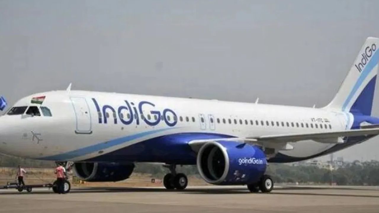 Dubai Flight ‘ਚ ਏਅਰ ਹੋਸਟੈੱਸ ਨਾਲ ਛੇੜਛਾੜ: ਅੰਮ੍ਰਿਤਸਰ ‘ਚ ਲੈਂਡਿੰਗ ਦੌਰਾਨ ਯਾਤਰੀ ਗ੍ਰਿਫਤਾਰ Dubai Flight ‘ਚ ਏਅਰ ਹੋਸਟੈੱਸ ਨਾਲ ਛੇੜਛਾੜ: ਅੰਮ੍ਰਿਤਸਰ ‘ਚ ਲੈਂਡਿੰਗ ਦੌਰਾਨ ਯਾਤਰੀ ਗ੍ਰਿਫਤਾਰ