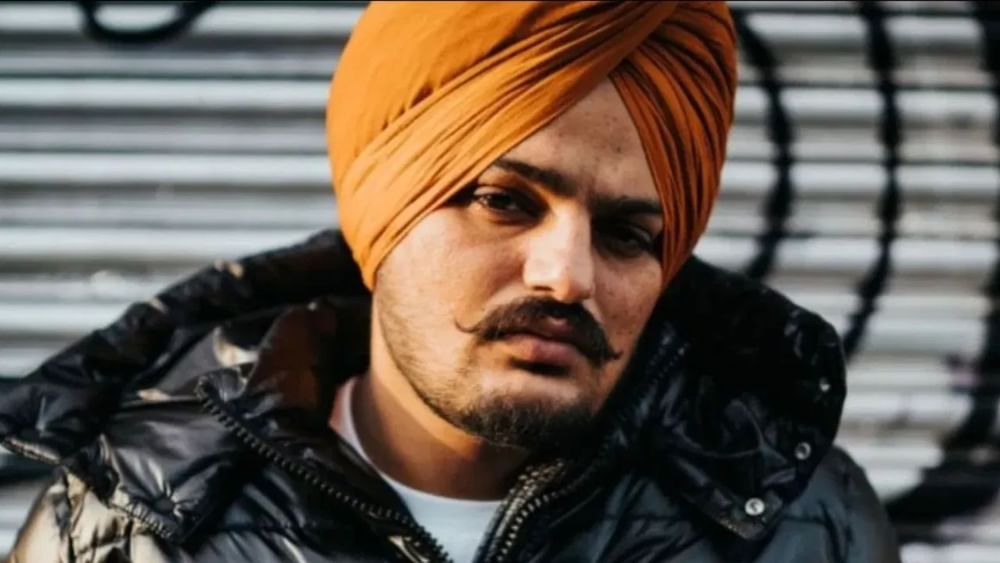 ਦੋ ਕਰੋੜ ਦੇ ਹਥਿਆਰਾਂ ਨਾਲ ਕੀਤਾ ਸੀ ਮੂਸੇਵਾਲਾ ਦਾ ਕਤਲ , ਲਾਰੈਂਸ ਬਿਸ਼ਨੋਈ ਨੇ ਦੱਸਿਆ ਕਿਸਨੇ ਖਰੀਦੀ ਸੀ AK 47, NIA ਦੀ ਪੁੱਛਗਿੱਛ ‘ਚ ਕੀਤੇ ਵੱਡੇ ਖੁਲਾਸੇ ਦੋ ਕਰੋੜ ਦੇ ਹਥਿਆਰਾਂ ਨਾਲ ਕੀਤਾ ਸੀ ਮੂਸੇਵਾਲਾ ਦਾ ਕਤਲ , ਲਾਰੈਂਸ ਬਿਸ਼ਨੋਈ ਨੇ ਦੱਸਿਆ ਕਿਸਨੇ ਖਰੀਦੀ ਸੀ AK 47, NIA ਦੀ ਪੁੱਛਗਿੱਛ ‘ਚ ਕੀਤੇ ਵੱਡੇ ਖੁਲਾਸੇ