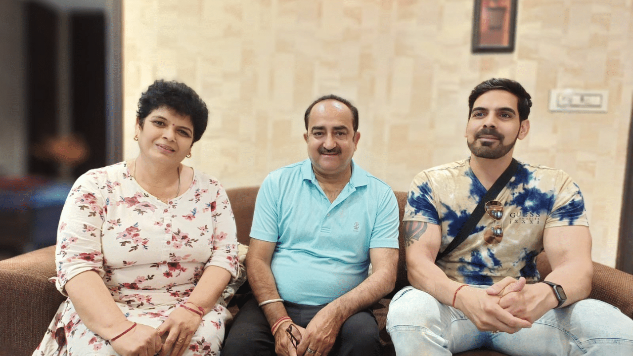Pollywood News: ਪੰਜਾਬੀ ਫਿਲਮ ਜੱਟ ਐਂਡ ਰੋਮੀਓ ਚ ਨਜ਼ਰ ਆਉਣਗੇ ਸੀਆਈਡੀ ‘ਚ ਕੰਮ ਕਰ ਚੁੱਕੇ ਪੰਜਾਬੀ ਐਕਟਰ ਜਗਜੀਤ ਅਟਵਾਲ Pollywood News: ਪੰਜਾਬੀ ਫਿਲਮ ਜੱਟ ਐਂਡ ਰੋਮੀਓ ਚ ਨਜ਼ਰ ਆਉਣਗੇ ਸੀਆਈਡੀ ‘ਚ ਕੰਮ ਕਰ ਚੁੱਕੇ ਪੰਜਾਬੀ ਐਕਟਰ ਜਗਜੀਤ ਅਟਵਾਲ