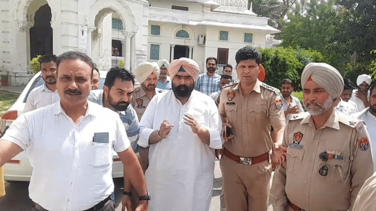 Kikki Dhillon: 14 ਦਿਨਾਂ ਦੀ ਨਿਆਂਇਕ ਹਿਰਾਸਤ ਚ ਭੇਜੇ ਗਏ ਸਾਬਕਾ ਵਿਧਾਇਕ ਕਿੱਕੀ ਢਿਲੋਂ, ਆਮਦਨ ਤੋਂ ਵੱਧ ਮਾਮਲੇ ਚ ਹੋਈ ਸੀ ਗ੍ਰਿਫ਼ਤਾਰੀ