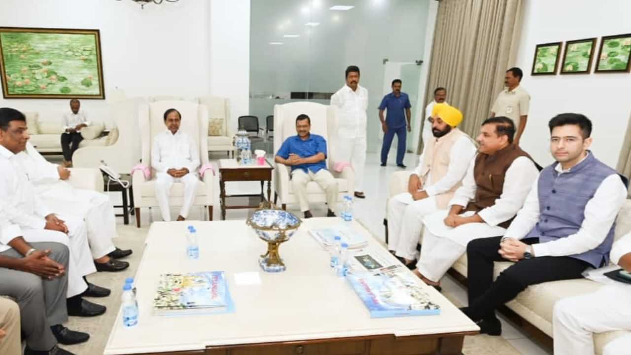 Kejriwal Meet Telangana CM: ਤੇਲੰਗਾਨਾ ਦੇ ਸੀਐਮ ਕੇ ਚੰਦਰਸ਼ੇਖਰ ਰਾਓ ਨਾਲ ਅਰਵਿੰਦ ਕੇਜਰੀਵਾਲ ਨੇ ਕੀਤੀ ਮੁਲਾਕਾਤ