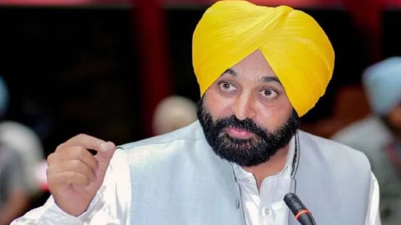 14 ਕੈਬਨਿਟ ਮੰਤਰੀਆਂ ਚੋਂ ਸਿਰਫ ਇੱਕ ਹੀ ਮੰਤਰੀ ਸਮੇਂ ਸਿਰ ਪਹੁੰਚਿਆ ਆਪਣੇ ਦਫਤਰ 14 ਕੈਬਨਿਟ ਮੰਤਰੀਆਂ ਚੋਂ ਸਿਰਫ ਇੱਕ ਹੀ ਮੰਤਰੀ ਸਮੇਂ ਸਿਰ ਪਹੁੰਚਿਆ ਆਪਣੇ ਦਫਤਰ