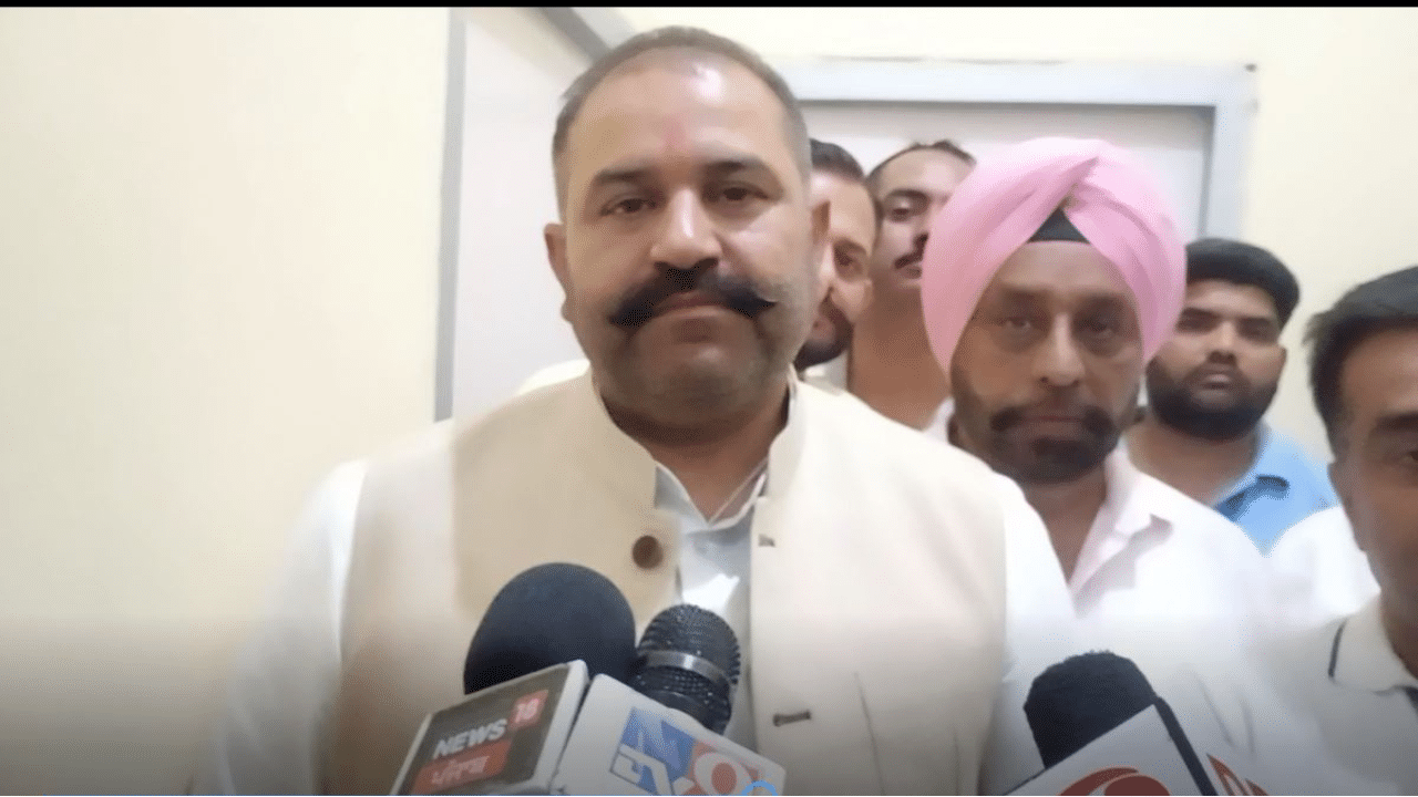 Jalandhar Bypoll Election 2023: ਆਮ ਆਦਮੀ ਪਾਰਟੀ ਦੇ ਚੰਗੇ ਕੰਮਾਂ ਦਾ ਨਤੀਜਾ ਹੈ ਜੰਲਧਰ ਦੀ ਜਿੱਤ -ਰਿੰਕੂ Jalandhar Bypoll Election 2023: ਆਮ ਆਦਮੀ ਪਾਰਟੀ ਦੇ ਚੰਗੇ ਕੰਮਾਂ ਦਾ ਨਤੀਜਾ ਹੈ ਜੰਲਧਰ ਦੀ ਜਿੱਤ -ਰਿੰਕੂ