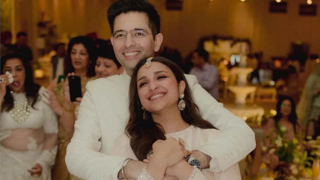 Parineeti Chopra Wedding: ਵਿਆਹ ਦੀ ਤਾਰੀਖ ਕੀ ਹੈ? ਪਰਿਣੀਤੀ ਚੋਪੜਾ ਨੂੰ ਪੁੱਛਿਆ ਗਿਆ ਸਵਾਲ, ਅਦਾਕਾਰਾ ਹੱਸ ਪਈ, ਦਿੱਤਾ ਅਜਿਹਾ ਜਵਾਬ