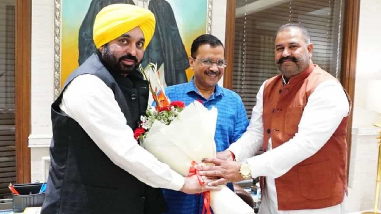 2024 ਲੋਕ ਸਭਾ ਲਈ AAP ਉਮੀਦਵਾਰ ਰਹਿਣਗੇ ਸੁਸ਼ੀਲ ਰਿੰਕੂ, CM ਕੇਜਰੀਵਾਲ ਦੇ ਘਰ ਹੋਈ ਮੀਟਿੰਗ ਚ ਲਿਆ ਫੈਸਲਾ