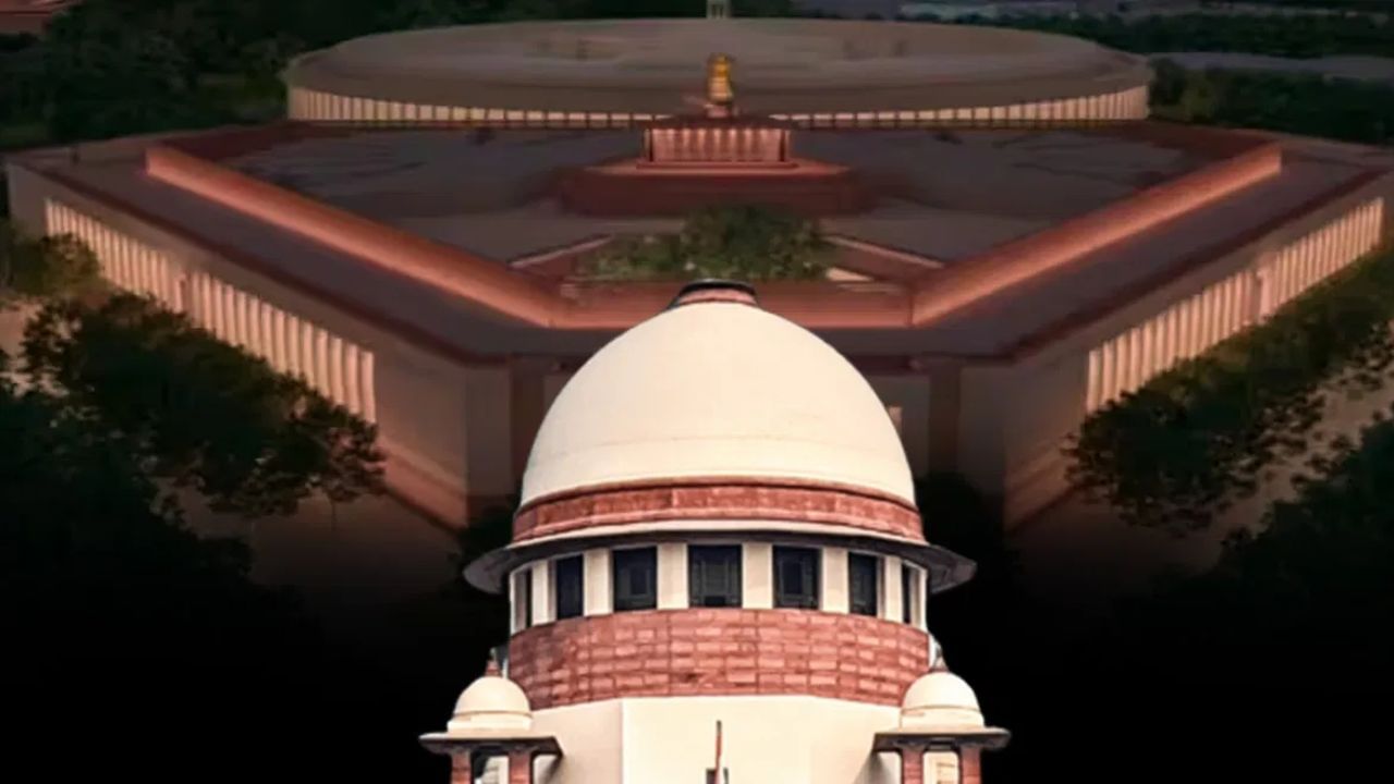 New Parliament Building Row: ਨਵੀਂ ਸੰਸਦ ਦੇ ਉਦਘਾਟਨ ਨਾਲ ਜੁੜੀ ਪਟੀਸ਼ਨ ਨੂੰ SC ਨੇ ਕੀਤਾ ਖਾਰਜ, ਕਿਹਾ- ਇਹ ਸਾਡਾ ਕੰਮ ਨਹੀਂ ਹੈ New Parliament Building Row: ਨਵੀਂ ਸੰਸਦ ਦੇ ਉਦਘਾਟਨ ਨਾਲ ਜੁੜੀ ਪਟੀਸ਼ਨ ਨੂੰ SC ਨੇ ਕੀਤਾ ਖਾਰਜ, ਕਿਹਾ- ਇਹ ਸਾਡਾ ਕੰਮ ਨਹੀਂ ਹੈ
