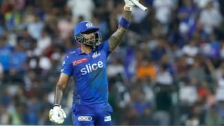 Suryakumar Yadav Fifty: 200 ਪਲੱਸ ਦਾ ਟੀਚਾ ਹੈ ਚੇਂਜ ਕਰਨਾ, ਤਾਂ ਸੂਰਿਆਕੁਮਾਰ ਯਾਦਵ ਦਾ ਹੈ ਪੱਕਾ ਚੱਲਣਾ Suryakumar Yadav Fifty: 200 ਪਲੱਸ ਦਾ ਟੀਚਾ ਹੈ ਚੇਂਜ ਕਰਨਾ, ਤਾਂ ਸੂਰਿਆਕੁਮਾਰ ਯਾਦਵ ਦਾ ਹੈ ਪੱਕਾ ਚੱਲਣਾ