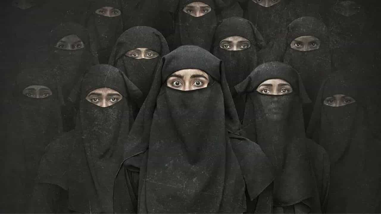 Box Office Collection: ਕਈ ਸੂਬਿਆਂ ਚ ਬੈਨ ਹੋਣ ਦੇ ਬਾਵਜੂਦ ਅਦਾ ਸ਼ਰਮਾ ਦੀ The Kerala Story ਨੇ 12 ਦਿਨਾਂ ਚ 150 ਕਰੋੜ ਦਾ ਕਾਰੋਬਾਰ ਕੀਤਾ Box Office Collection: ਕਈ ਸੂਬਿਆਂ ਚ ਬੈਨ ਹੋਣ ਦੇ ਬਾਵਜੂਦ ਅਦਾ ਸ਼ਰਮਾ ਦੀ The Kerala Story ਨੇ 12 ਦਿਨਾਂ ਚ 150 ਕਰੋੜ ਦਾ ਕਾਰੋਬਾਰ ਕੀਤਾ