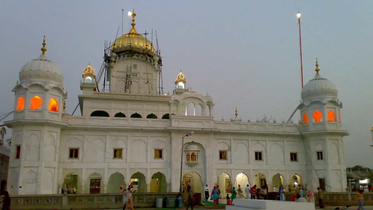 Funeral: ਗੁਰਦੁਆਰਾ ਸਾਹਿਬ ਚ ਕਤਲ ਕੀਤੀ ਗਈ ਮਹਿਲਾ ਦਾ ਅੰਤਿਮ ਸਸਕਾਰ, ਸਰੋਵਰ ਨੇੜੇ ਸ਼ਰਾਬ ਪੀਣ ਤੋਂ ਗੁੱਸੇ ਚ ਆਏ ਸ਼ਰਧਾਲੂ ਨੇ ਮਾਰੀ ਸੀ ਗੋਲੀ