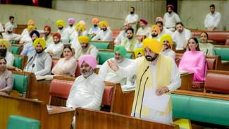 ਮੁੱਖ ਮੰਤਰੀ ਮਾਨ ਦੇ ਦਾਹੜੇ ਵਾਲੇ ਬਿਆਨ ‘ਤੇ ਘਮਸਾਣ, ਜਥੇਦਾਰ ਤੋਂ ਕਾਰਵਾਈ ਦੀ ਮੰਗ, ਪੜ੍ਹੋ ਕੀ ਹੈ ਪੂਰਾ ਮਾਮਲਾ ਮੁੱਖ ਮੰਤਰੀ ਮਾਨ ਦੇ ਦਾਹੜੇ ਵਾਲੇ ਬਿਆਨ ‘ਤੇ ਘਮਸਾਣ, ਜਥੇਦਾਰ ਤੋਂ ਕਾਰਵਾਈ ਦੀ ਮੰਗ, ਪੜ੍ਹੋ ਕੀ ਹੈ ਪੂਰਾ ਮਾਮਲਾ