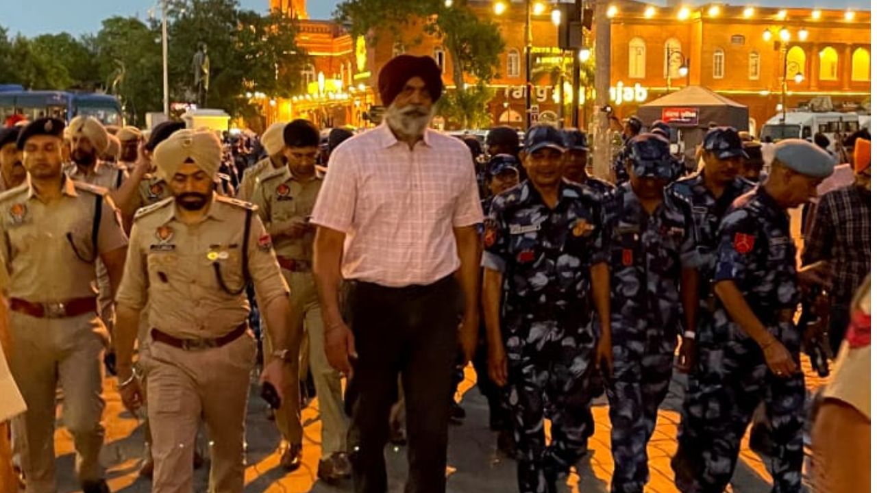 Operation Blue Star: ਸਾਕਾ ਨੀਲਾ ਤਾਰਾ ਦੀ ਬਰਸੀ ਤੋਂ ਪਹਿਲਾਂ ਪੁਲਿਸ ਨੇ ਸੁਰੱਖਿਆ ਪ੍ਰਬੰਧ ਕੀਤੇ ਸਖਤ Operation Blue Star: ਸਾਕਾ ਨੀਲਾ ਤਾਰਾ ਦੀ ਬਰਸੀ ਤੋਂ ਪਹਿਲਾਂ ਪੁਲਿਸ ਨੇ ਸੁਰੱਖਿਆ ਪ੍ਰਬੰਧ ਕੀਤੇ ਸਖਤ