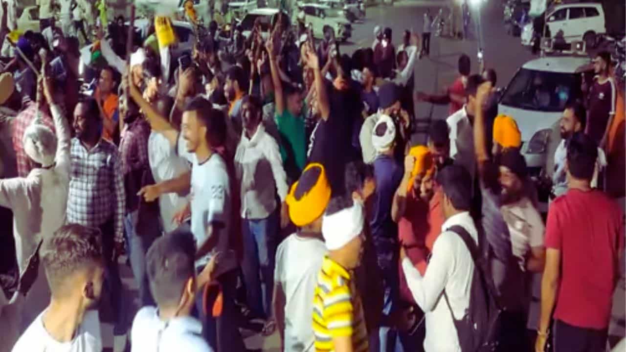 Farmer Protest: ਕੁਰੂਕਸ਼ੇਤਰ ਚ ਕਿਸਾਨਾਂ ਦਾ ਧਰਨਾ ਖ਼ਤਮ, MSP ਤੇ ਮਿਲਿਆ ਭਰੋਸਾ, ਕਿਸਾਨਾਂ ਤੇ ਦਰਜ ਕੇਸ ਹੋਣਗੇ ਵਾਪਿਸ