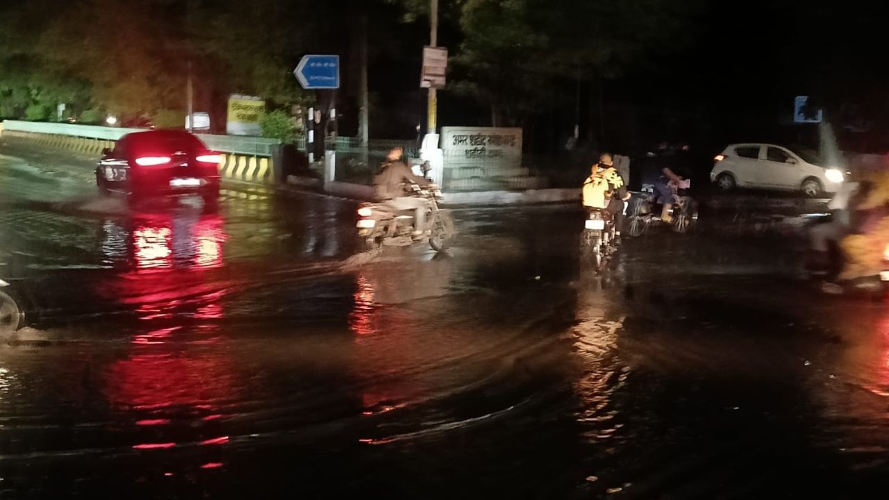 Weather Update: ਪੰਜਾਬ ‘ਚ ਬਦਲਿਆ ਮੌਸਮ ਦਾ ਮਿਜ਼ਾਜ, ਕਈ ਜ਼ਿਲ੍ਹਿਆਂ ‘ਚ ਤੇਜ਼ ਮੀਂਹ ਦੇ ਨਾਲ ਹੋਈ ਗੜੇਮਾਰੀ Weather Update: ਪੰਜਾਬ ‘ਚ ਬਦਲਿਆ ਮੌਸਮ ਦਾ ਮਿਜ਼ਾਜ, ਕਈ ਜ਼ਿਲ੍ਹਿਆਂ ‘ਚ ਤੇਜ਼ ਮੀਂਹ ਦੇ ਨਾਲ ਹੋਈ ਗੜੇਮਾਰੀ