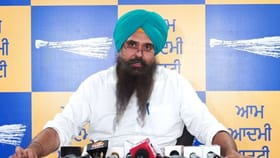 PU ਦੇ ਸਾਈਨ ਬੋਰਡਸ ਤੋਂ ਪੰਜਾਬੀ ਹਟਾਉਣ 'ਤੇ MP ਕੰਗ ਦਾ ਉਪ ਰਾਸ਼ਟਰਪਤੀ ਨੂੰ ਪੱਤਰ