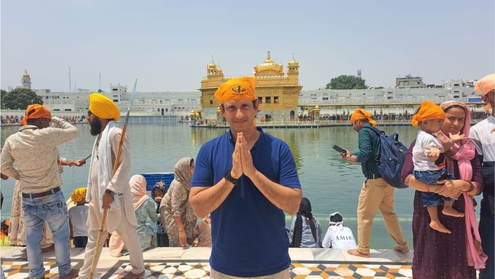 ਸ਼ਰਮਨ ਜੋਸ਼ੀ ਨੇ ਕਿਹਾ ਕਿ ਪਹਿਲੀ ਵਾਰ ਉਹ ਰੰਗ ਦੇ ਬਸੰਤੀ ਫ਼ਿਲਮ ਦੀ ਸ਼ੂਟਿੰਗ ਦੌਰਾਨ ਇੱਥੇ ਆਏ ਸਨ, ਅੱਜ ਉਹ ਦੂਜੀ ਵਾਰ ਆਏ ਹਨ। ਉਨ੍ਹਾਂ ਕਿਹਾ ਕਿ ਉਨ੍ਹਾਂ ਨੂੰ ਇੱਥੇ ਆ ਕੇ ਬਹੁਤ ਹੀ ਸ਼ਾਂਤੀ ਅਤੇ ਸਕੂਨ ਦੀ ਪ੍ਰਾਪਤੀ ਹੋਈ ਹੈ।