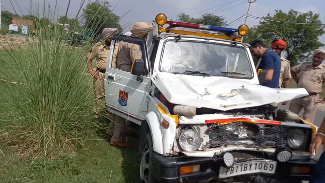 Accident: ਵਿਧਾਇਕ ਦੀ ਪਾਇਲਟ ਜਿਪਸੀ ਨਾਲ ਦਰੜੇ 2 ਮੋਟਰਸਾਈਕਲ ਸਵਾਰ ਦੀ ਮੌਤ, ਵੜਿੰਗ ਬੋਲੇ- ਗੁਰਦਿੱਤ ਸਿੰਘ ਸੇਖੋਂ ਦਾ ਵਤੀਰਾ ਬੇਹੱਦ ਨਿੰਦਣਯੋਗ