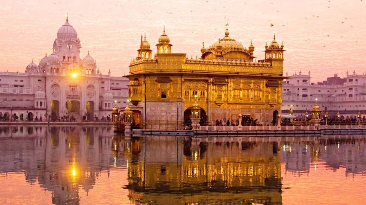 ਛੇਵੀਂ ਪਾਤਸ਼ਾਹੀ ਸਾਹਿਬ ਸ੍ਰੀ ਗੁਰੂ ਹਰਗੋਬਿੰਦ ਸਾਹਿਬ ਜੀ ਦੇ ਪ੍ਰਕਾਸ਼ ਪੁਰਬ ਮੌਕੇ ਸੰਗਤਾਂ ਸ੍ਰੀ ਦਰਬਾਰ ਸਾਹਿਬ ਹੋਈਆਂ ਨਤਮਸਤਕ ਛੇਵੀਂ ਪਾਤਸ਼ਾਹੀ ਸਾਹਿਬ ਸ੍ਰੀ ਗੁਰੂ ਹਰਗੋਬਿੰਦ ਸਾਹਿਬ ਜੀ ਦੇ ਪ੍ਰਕਾਸ਼ ਪੁਰਬ ਮੌਕੇ ਸੰਗਤਾਂ ਸ੍ਰੀ ਦਰਬਾਰ ਸਾਹਿਬ ਹੋਈਆਂ ਨਤਮਸਤਕ