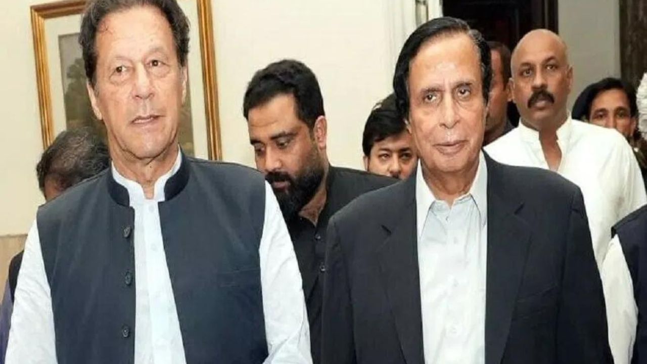 Pakistan News: ਹੁਣ ਇਮਰਾਨ ਖਾਨ ਦੀ ਵਾਰੀ! ਪੀਟੀਆਈ ਪ੍ਰਧਾਨ ਅਤੇ ਸਾਬਕਾ ਮੁੱਖ ਮੰਤਰੀ ਪਰਵੇਜ਼ ਇਲਾਹੀ ਲਾਹੌਰ ‘ਚ ਗ੍ਰਿਫ਼ਤਾਰ Pakistan News: ਹੁਣ ਇਮਰਾਨ ਖਾਨ ਦੀ ਵਾਰੀ! ਪੀਟੀਆਈ ਪ੍ਰਧਾਨ ਅਤੇ ਸਾਬਕਾ ਮੁੱਖ ਮੰਤਰੀ ਪਰਵੇਜ਼ ਇਲਾਹੀ ਲਾਹੌਰ ‘ਚ ਗ੍ਰਿਫ਼ਤਾਰ