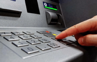 ਪਿੰਨ ਕੋਡ ਦੇਖ ਕੇ ਬਦਲਦਾ ਸੀ ATM ਕਾਰਡ, ਦਰਜਨਾਂ ਲੋਕਾਂ ਤੋਂ ਲੱਖਾਂ ਰੁਪਏ ਠੱਗਣ ਵਾਲਾ ਵਿਅਕਤੀ ਗ੍ਰਿਫ਼ਤਾਰ