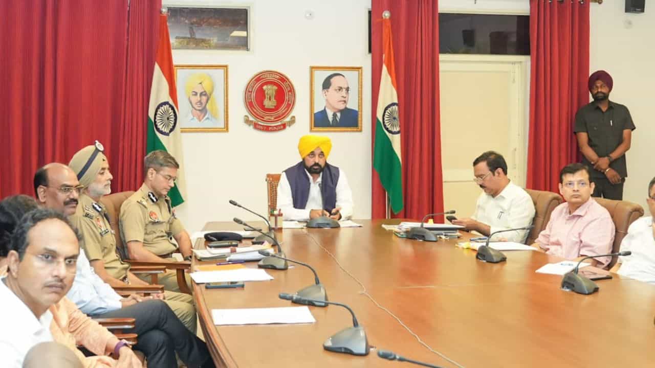 Action on Drug Smugglers : ਇਕ ਸਾਲ ਚ ਫੜੀ ਇਕ ਹਜ਼ਾਰ ਕਿਲੋ ਹੈਰੋਇਨ, ਭਗਵੰਤ ਮਾਨ ਨੇ ਗ੍ਰਹਿ ਮੰਤਰੀ ਨੂੰ ਦਿੱਤੀ ਜਾਣਕਾਰੀ