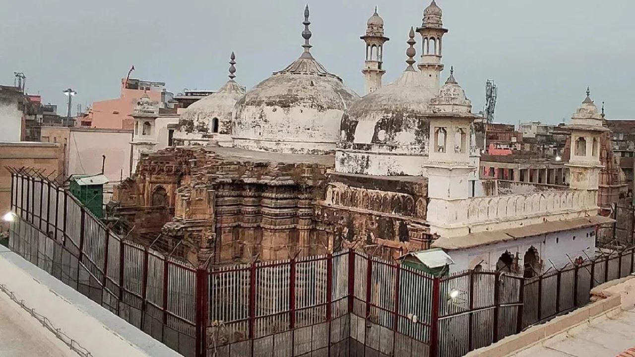 ਗਿਆਨਵਾਪੀ ਵਿਵਾਦ: ਹਾਈਕੋਰਟ ਨੇ ਖਾਰਜ ਕੀਤੀਆਂ ਮੁਸਲਿਮ ਪੱਖ ਦੀਆਂ ਸਾਰੀਆਂ ਪਟੀਸ਼ਨਾਂ, ਸਰਵੇ ਹੋਵੇਗਾ ਗਿਆਨਵਾਪੀ ਵਿਵਾਦ: ਹਾਈਕੋਰਟ ਨੇ ਖਾਰਜ ਕੀਤੀਆਂ ਮੁਸਲਿਮ ਪੱਖ ਦੀਆਂ ਸਾਰੀਆਂ ਪਟੀਸ਼ਨਾਂ, ਸਰਵੇ ਹੋਵੇਗਾ