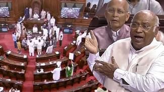 Parliament monsoon session: ਬੇਭਰੋਸਗੀ ਮਤੇ ਦੇ ਬਹਾਨੇ ਕੇਂਦਰ ਸਰਕਾਰ ਨੂੰ ਘੇਰਨ ਦੀ ਤਿਆਰੀ ‘ਚ ਵਿਰੋਧੀ ਧਿਰ, ਅੱਜ ਹੋਵੇਗੀ ਅਹਿਮ ਮੀਟਿੰਗ Parliament monsoon session: ਬੇਭਰੋਸਗੀ ਮਤੇ ਦੇ ਬਹਾਨੇ ਕੇਂਦਰ ਸਰਕਾਰ ਨੂੰ ਘੇਰਨ ਦੀ ਤਿਆਰੀ ‘ਚ ਵਿਰੋਧੀ ਧਿਰ, ਅੱਜ ਹੋਵੇਗੀ ਅਹਿਮ ਮੀਟਿੰਗ
