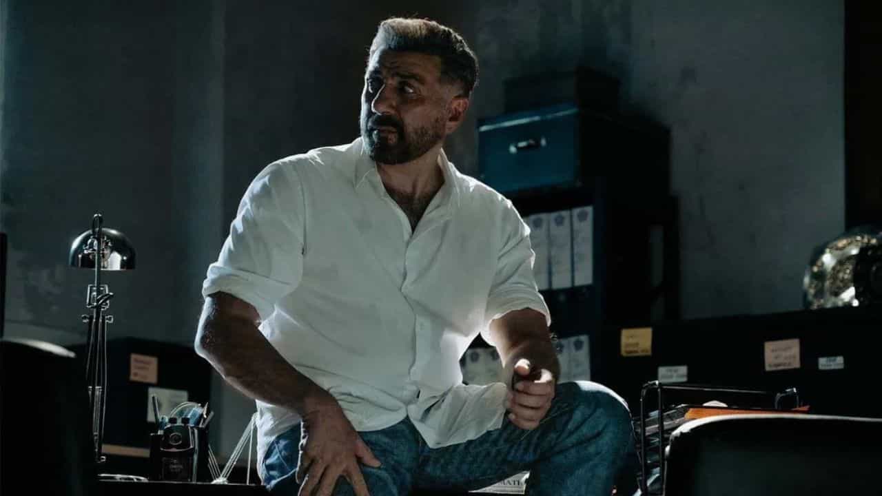 ਸੰਨੀ ਦਿਓਲ ਨੇ ਨਹੀਂ ਦਿੱਤਾ ਬੈਂਕ ਦਾ 56 ਕਰੋੜ ਦਾ ਲੋਨ ਗਦਰ 2 ਦੀ ਸਫਲਤਾ ਵਿਚਾਲੇ ਨੀਲਾਮ ਹੋਵੇਗਾ ਬੰਗਲਾ