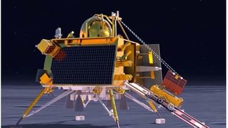 Chandrayaan-3: ਚੰਦਰਮਾ ‘ਤੇ ਕਿੰਨੇ ਡਿਗਰੀ ਸੈਲਸੀਅਸ ਹੁੰਦਾ ਹੈ ਤਾਪਮਾਨ ? ਇਸਰੋ ਨੇ ਸ਼ੇਅਰ ਕੀਤੀ ਨਵੀਂ ਜਾਣਕਾਰੀ Chandrayaan-3: ਚੰਦਰਮਾ ‘ਤੇ ਕਿੰਨੇ ਡਿਗਰੀ ਸੈਲਸੀਅਸ ਹੁੰਦਾ ਹੈ ਤਾਪਮਾਨ ? ਇਸਰੋ ਨੇ ਸ਼ੇਅਰ ਕੀਤੀ ਨਵੀਂ ਜਾਣਕਾਰੀ