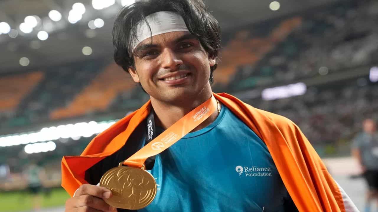 ਨੀਰਜ ਚੋਪੜਾ ਨੇ ਸੋਨ ਤਮਗਾ ਜਿੱਤਕੇ ਅਥਲੈਟਿਕਸ ਚ ਵਿਸ਼ਵ ਚੈਂਪੀਅਨਸ਼ਿਪ ਦਾ ਖਿਤਾਬ ਹਾਸਿਲ ਕੀਤਾ ਨੀਰਜ ਚੋਪੜਾ ਨੇ ਸੋਨ ਤਮਗਾ ਜਿੱਤਕੇ ਅਥਲੈਟਿਕਸ ਚ ਵਿਸ਼ਵ ਚੈਂਪੀਅਨਸ਼ਿਪ ਦਾ ਖਿਤਾਬ ਹਾਸਿਲ ਕੀਤਾ