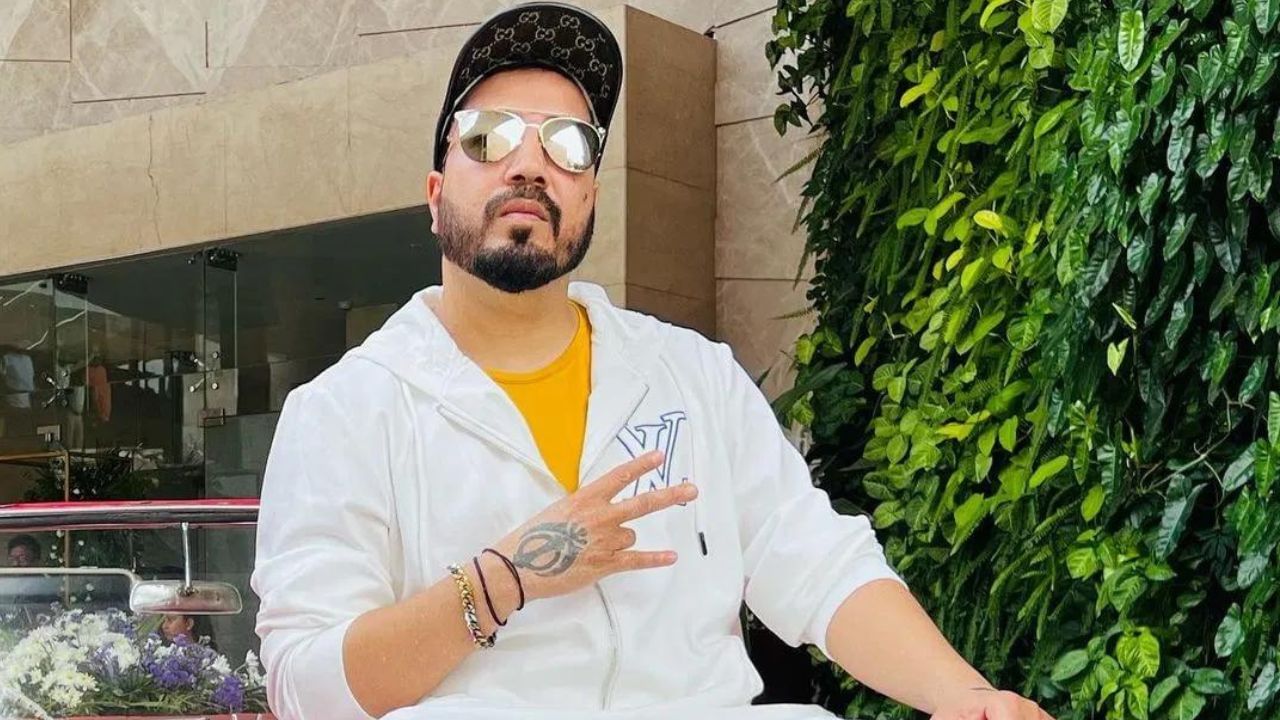 ਪੰਜਾਬੀ ਸਿੰਗਰ ਮੀਕਾ ਸਿੰਘ ਦੇ 11 ਤੋਂ 19 ਅਗਸਤ ਤੱਕ ਹੋਣ ਵਾਲੇ ਸ਼ੋਅ ਰੱਦ, ਆਸਟ੍ਰੇਲੀਆ ਸਰਕਾਰ ਨੇ ਵੀਜ਼ਾ ਕੀਤਾ ਰੱਦ ਪੰਜਾਬੀ ਸਿੰਗਰ ਮੀਕਾ ਸਿੰਘ ਦੇ 11 ਤੋਂ 19 ਅਗਸਤ ਤੱਕ ਹੋਣ ਵਾਲੇ ਸ਼ੋਅ ਰੱਦ, ਆਸਟ੍ਰੇਲੀਆ ਸਰਕਾਰ ਨੇ ਵੀਜ਼ਾ ਕੀਤਾ ਰੱਦ
