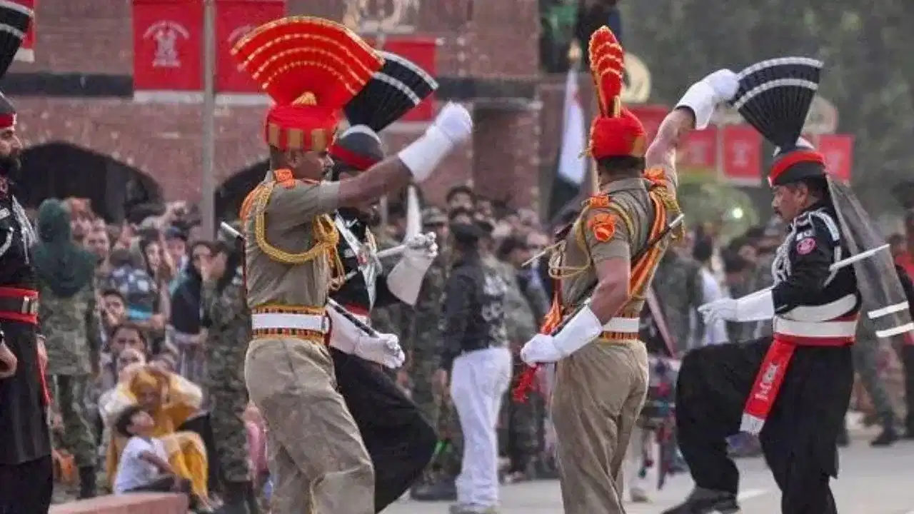 ਨਾ ਹੱਥ ਮਿਲਣਗੇ, ਨਾ ਗੇਟ ਖੁੱਲ੍ਹਣਗੇ... ਜੰਗ ਤੋਂ ਬਾਅਦ ਅੱਜ ਤੋਂ ਮੁੜ ਸ਼ੁਰੂ ਹੋਵੇਗਾ ਰਿਟਰੀਟ ਸਮਾਰੋਹ