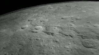 Chandrayaan-3: ਚੰਦਰਯਾਨ-3 ਨੇ ਭੇਜੀ ਇੱਕ ਹੋਰ ਖੂਬਸੂਰਤ ਤਸਵੀਰ, ਕਦੇ ਚੰਦ ਨੂੰ ਇੰਨੇ ਨੇੜਿਓਂ ਨਹੀਂ ਦੇਖਿਆ ਹੋਵੇਗਾ ਤੁਸੀਂ Chandrayaan-3: ਚੰਦਰਯਾਨ-3 ਨੇ ਭੇਜੀ ਇੱਕ ਹੋਰ ਖੂਬਸੂਰਤ ਤਸਵੀਰ, ਕਦੇ ਚੰਦ ਨੂੰ ਇੰਨੇ ਨੇੜਿਓਂ ਨਹੀਂ ਦੇਖਿਆ ਹੋਵੇਗਾ ਤੁਸੀਂ