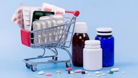 World Pharmacists Day 2023: ਡਾਕਟਰਾਂ ਵਾਂਗ, ਫਾਰਮਾਸਿਸਟ ਵੀ ਤੁਹਾਡੀ ਸਿਹਤ ਦਾ ਧਿਆਨ ਰੱਖਦੇ ਹਨ World Pharmacists Day 2023: ਡਾਕਟਰਾਂ ਵਾਂਗ, ਫਾਰਮਾਸਿਸਟ ਵੀ ਤੁਹਾਡੀ ਸਿਹਤ ਦਾ ਧਿਆਨ ਰੱਖਦੇ ਹਨ...