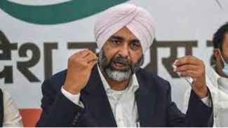 ਮਨਪ੍ਰੀਤ ਬਾਦਲ ਦੇ ਖਿਲਾਫ ਲੁੱਕ ਆਊਟ ਸਰਕੂਰਲਰ ਜਾਰੀ, ਸਾਬਕਾ ਵਿੱਤ ਮੰਤਰੀ ਦੀ ਵਿਦੇਸ਼ ਭੱਜਣ ਦੀ ਸੰਭਾਵਨਾ ਮਨਪ੍ਰੀਤ ਬਾਦਲ ਦੇ ਖਿਲਾਫ ਲੁੱਕ ਆਊਟ ਸਰਕੂਰਲਰ ਜਾਰੀ, ਸਾਬਕਾ ਵਿੱਤ ਮੰਤਰੀ ਦੀ ਵਿਦੇਸ਼ ਭੱਜਣ ਦੀ ਸੰਭਾਵਨਾ