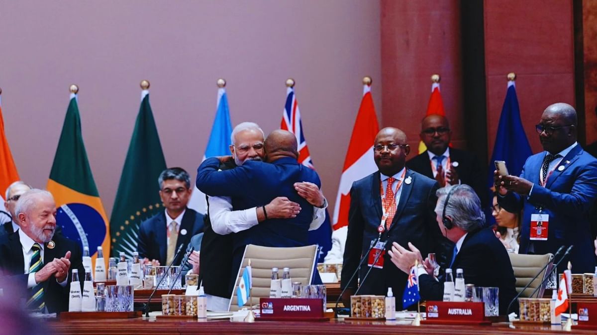 G20 Summit: ਅਫਰੀਕਨ ਯੂਨੀਅਨ ਨੂੰ ਬਣਾਇਆ G20 ਦਾ ਮੈਂਬਰ, PM ਮੋਦੀ ਨੇ ਅੱਤਵਾਦ ਅਤੇ ਆਰਥਿਕਤਾ ‘ਤੇ ਕਹੀਆਂ ਵੱਡੀਆਂ ਗੱਲਾਂ G20 Summit: ਅਫਰੀਕਨ ਯੂਨੀਅਨ ਨੂੰ ਬਣਾਇਆ G20 ਦਾ ਮੈਂਬਰ, PM ਮੋਦੀ ਨੇ ਅੱਤਵਾਦ ਅਤੇ ਆਰਥਿਕਤਾ ‘ਤੇ ਕਹੀਆਂ ਵੱਡੀਆਂ ਗੱਲਾਂ