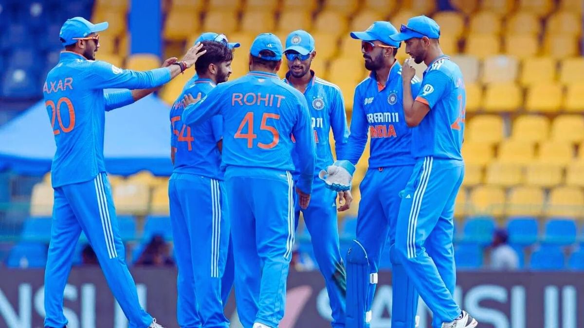 Asia Cup 2023: ਸ਼੍ਰੀਲੰਕਾ ਖਿਲਾਫ ਫਾਈਨਲ ‘ਚ ਇਨ੍ਹਾਂ 2 ਖਿਡਾਰੀਆਂ ‘ਤੇ ਲਟਕੀ ਤਲਵਾਰ, ਸਿਰਫ ਇਕ ਨੂੰ ਮਿਲੇਗਾ ਮੌਕਾ Asia Cup 2023: ਸ਼੍ਰੀਲੰਕਾ ਖਿਲਾਫ ਫਾਈਨਲ ‘ਚ ਇਨ੍ਹਾਂ 2 ਖਿਡਾਰੀਆਂ ‘ਤੇ ਲਟਕੀ ਤਲਵਾਰ, ਸਿਰਫ ਇਕ ਨੂੰ ਮਿਲੇਗਾ ਮੌਕਾ