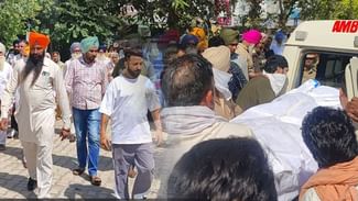 ਢਿੱਲੋਂ ਬ੍ਰਦਰਜ਼ ਸੁਸਾਈਡ ਕੇਸ ‘ਚ SHO ਨਵਦੀਪ ਸਿੰਘ ਦੀ ਬਰਖਾਸਤਗੀ ਤੋਂ ਬਾਅਦ ਜਸ਼ਨਬੀਰ ਦੇ ਸੰਸਕਾਰ ਲਈ ਰਾਜ਼ੀ ਪਰਿਵਾਰ