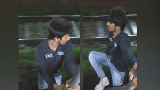 OMG! ਜਾਨ ਦੀ ਪਰਵਾਹ ਨਹੀਂ! ਚਲਤੀ ਟ੍ਰੇਨਾਂ ‘ਚ ਖਤਰਨਾਕ ਸਟੰਟ ਕਰ ਰਿਹਾ ਹੈ ਸ਼ਖਸ, ਵੀਡੀਓ ਵਾਇਰਲ