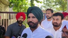 'ਬੀਬੀ ਜੀ ਦੀ ਮਾਨਸਿਕ ਸਥਿਤੀ ਠੀਕ ਨਹੀਂ'... ਡਾ. ਨਵਜੋਤ ਸਿੱਧੂ ਦੇ ਆਰੋਪਾਂ 'ਤੇ ਰਾਜਾ ਵੜਿੰਗ ਦਾ ਪਲਟਵਾਰ