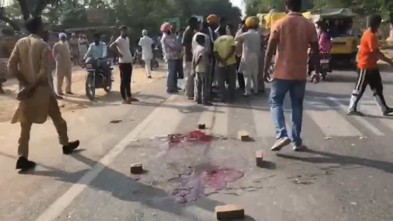 ਨਿਹੰਗ ਪਿਓ-ਪੁੱਤ ਦਾ ਹਥੌੜੇ ਮਾਰ ਕੇ ਕਤਲ,ਫਾਜ਼ਿਲਕਾ ਚ ਆਪਣੇ ਹੀ ਬਣੇ ਖੂਨ ਦੇ ਵੈਰੀ