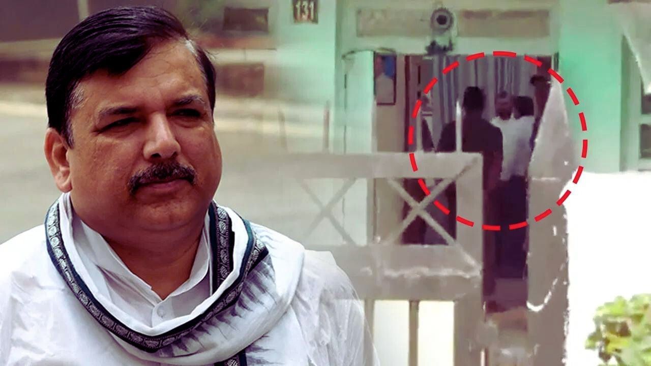 Liquor Scam: ‘ਆਪ’ ਸੰਸਦ ਮੈਂਬਰ ਸੰਜੇ ਸਿੰਘ ਨੂੰ ਝਟਕਾ, ਗ੍ਰਿਫਤਾਰੀ ਖਿਲਾਫ ਦਾਇਰ ਪਟੀਸ਼ਨ ਹਾਈਕੋਰਟ ਨੇ ਕੀਤੀ ਖਾਰਜ Liquor Scam: ‘ਆਪ’ ਸੰਸਦ ਮੈਂਬਰ ਸੰਜੇ ਸਿੰਘ ਨੂੰ ਝਟਕਾ, ਗ੍ਰਿਫਤਾਰੀ ਖਿਲਾਫ ਦਾਇਰ ਪਟੀਸ਼ਨ ਹਾਈਕੋਰਟ ਨੇ ਕੀਤੀ ਖਾਰਜ