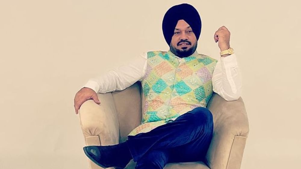 ਸੀਰੀਅਸ ਹੋਵੇ ਜ਼ਾਂ ਕਾਮੇਡੀ, ਗੁਰਪ੍ਰੀਤ ਘੁੱਗੀ ਹਰ ਰੋਲ ਵਿੱਚ ਦਰਸ਼ਕਾਂ ਦਾ ਹਮੇਸ਼ਾ ਮਨੋਰੰਜਨ ਕਰਦੇ ਆਏ ਹਨ। ਘੁੱਗੀ ਤੋਂ ਬਿਨ੍ਹਾਂ ਪਾਲੀਵੁੱਡ ਜਗਤ ਦੀ ਕਲਪਨਾ ਕਰਨਾ ਵੀ ਕਾਫੀ ਮੁਸ਼ਕਿਲ ਹੈ।