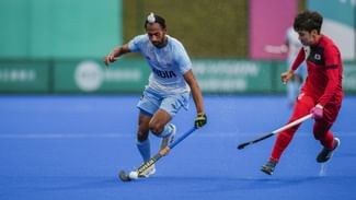 Asian Games: ਭਾਰਤੀ ਹਾਕੀ ਟੀਮ ਨੇ ਜਿੱਤਿਆ ਸੋਨ ਤਗਮਾ, ਫਾਈਨਲ ‘ਚ ਜਾਪਾਨ ਨੂੰ ਹਰਾਇਆ, ਓਲੰਪਿਕ ਦੀ ਟਿਕਟ ਵੀ ਮਿਲੀ Asian Games: ਭਾਰਤੀ ਹਾਕੀ ਟੀਮ ਨੇ ਜਿੱਤਿਆ ਸੋਨ ਤਗਮਾ, ਫਾਈਨਲ ‘ਚ ਜਾਪਾਨ ਨੂੰ ਹਰਾਇਆ, ਓਲੰਪਿਕ ਦੀ ਟਿਕਟ ਵੀ ਮਿਲੀ