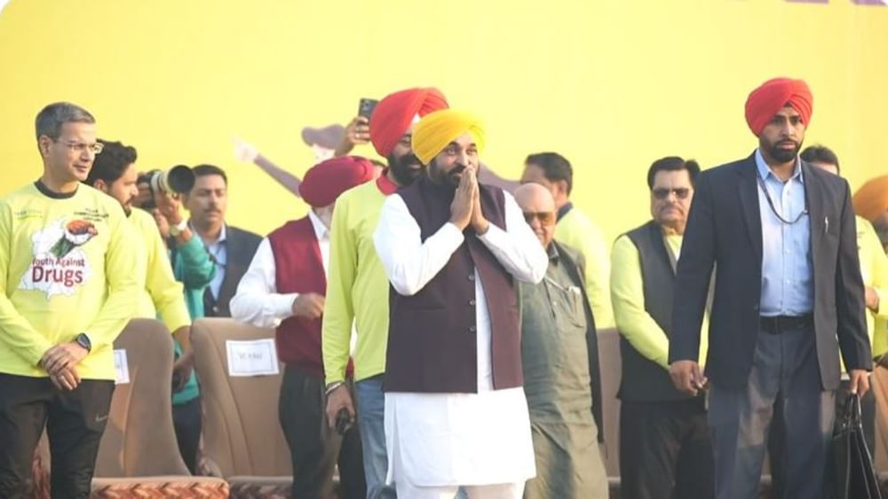 ਮੁੱਖ ਮੰਤਰੀ ਨੇ ਸੰਬੋਧਨ ਕਰਦਿਆਂ ਕਿਹਾ ਕਿ ਇਹ ਕੋਈ ਸਿਆਸੀ ਰੈਲੀ ਨਹੀਂ ਹੈ। ਇਹ ਰੈਲੀ ਕਿਸੇ ਕਿਸਮ ਦੀ ਤਾਕਤ ਦਾ ਪ੍ਰਦਰਸ਼ਨ ਨਹੀਂ ਹੈ। ਇਸ ਰੈਲੀ ਦਾ ਮਕਸਦ ਨਸ਼ਿਆਂ ਦੀ ਦਲਦਲ ਵਿੱਚ ਫਸੇ ਨੌਜਵਾਨਾਂ ਨੂੰ ਬਾਹਰ ਲਿਆਉਣਾ ਹੈ।