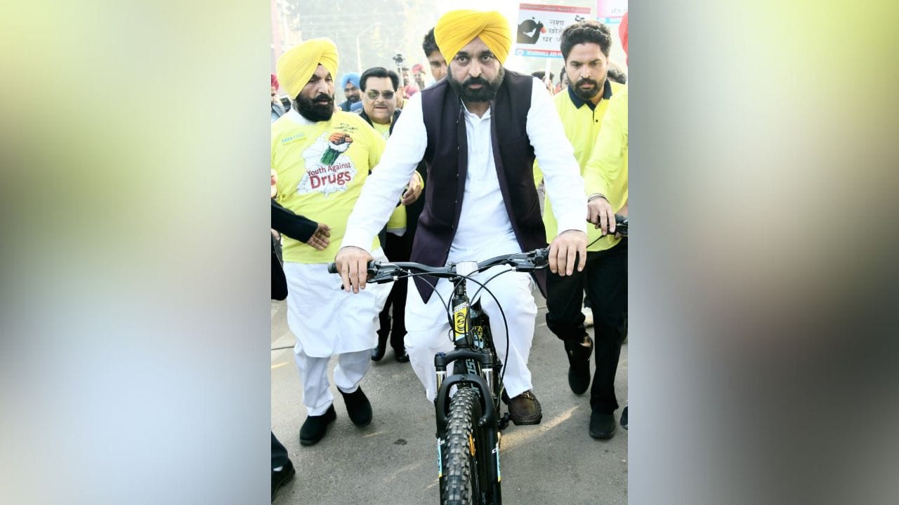 PHOTOS: ਨਸ਼ਿਆਂ ਖਿਲਾਫ਼ ਸੀਐਮ ਮਾਨ ਦੀ ਰੈਲੀ, 20 ਹਜ਼ਾਰ ਨੌਜਵਾਨਾਂ ਨੇ ਲਿਆ ਹਿੱਸਾ ...