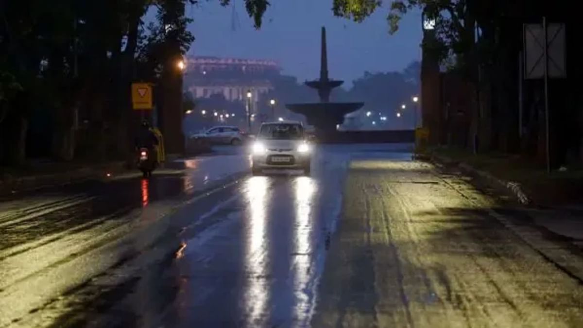 Relief from pollution after heavy rains in Delhi-NCR, the weather is clear