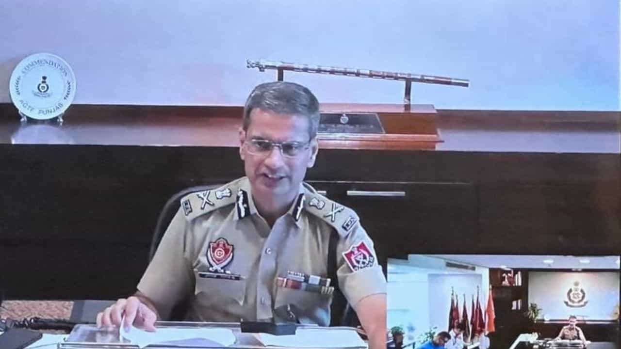 ਪੰਜਾਬ ਚ ਪਰਾਲੀ ਸਾੜਨ ਵਾਲੇ ਹੋ ਜਾਓ ਸਾਵਧਾਨ, ਡੀਜੀਪੀ ਵੱਲੋ ਹਦਾਇਤਾਂ ਜਾਰੀ, ਦੋਸ਼ੀਆਂ ਖਿਲਾਫ ਹੋਵੇਗੀ ਸਖਤ ਕਾਰਵਾਈ