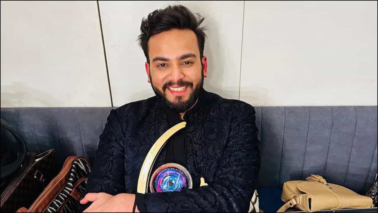 ਐਲਵਿਸ਼ ਯਾਦਵ ਨੂੰ ਸੱਪ ਸਪਲਾਈ ਕਰਵਾਉਣ ਵਾਲਾ ਖਰੜ ਤੋਂ ਕਾਬੂ, ਇੱਕ ਹੋਰ ਗਾਇਕ ਤੇ ਮਾਮਲਾ ਦਰਜ