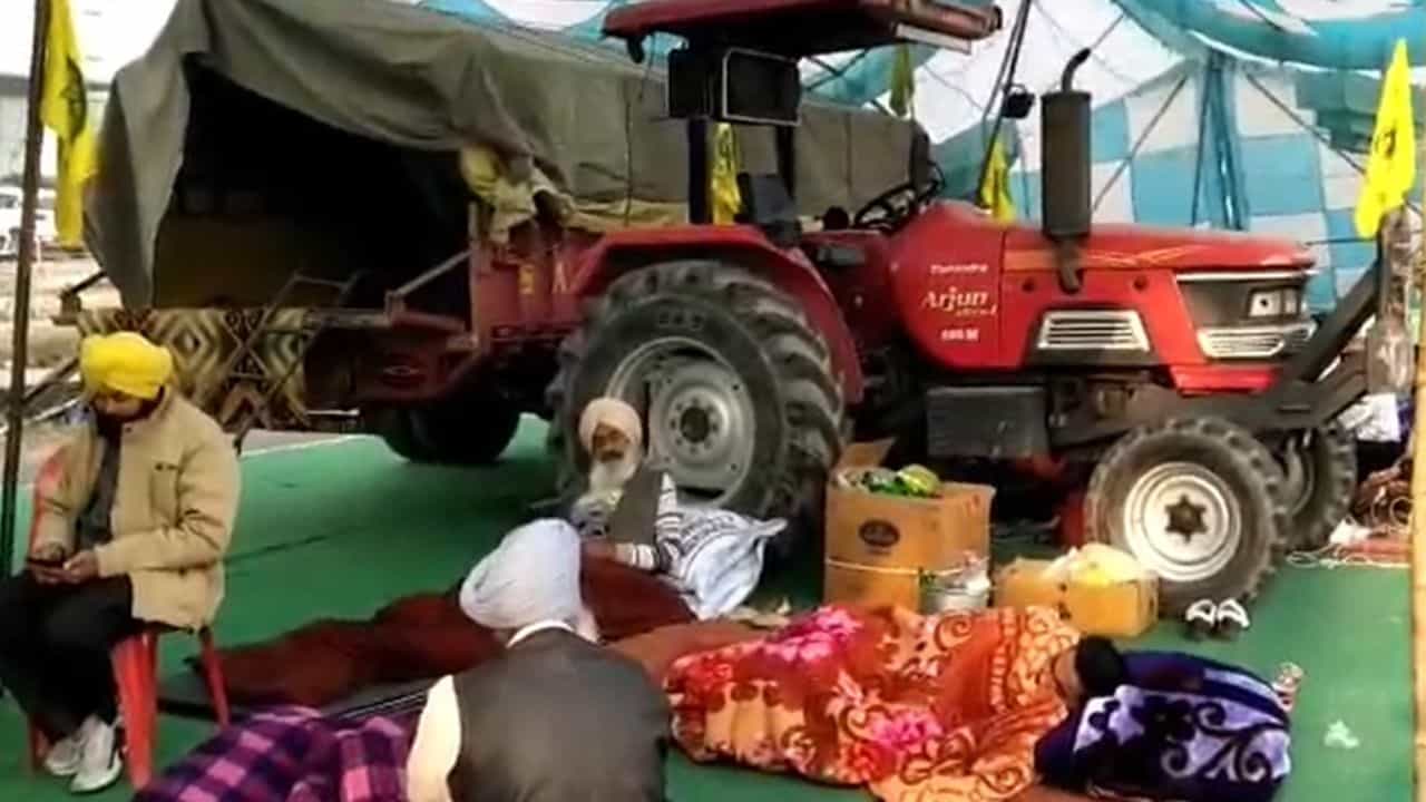 ਚੰਡੀਗੜ੍ਹ ਦੀਆਂ ਬਰੂਹਾਂ ਤੇ ਕਿਸਾਨ, ਮੁਲਤਵੀ ਕੀਤਾ ਚੰਡੀਗੜ੍ਹ ਕੂਚ ਦਾ ਫੈਸਲਾ, ਭਲਕੇ ਮੀਟਿੰਗ ਦੌਰਾਨ ਤੈਅ ਹੋਵੇਗੀ ਅਗਲੀ ਰਣਨੀਤੀ